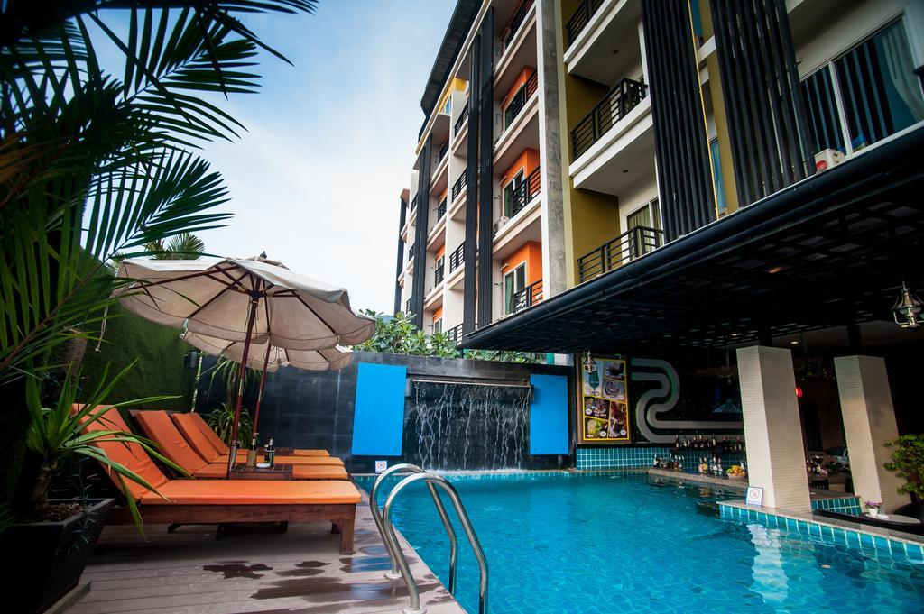 Blue Sky Patong Otel Dış mekan fotoğraf
