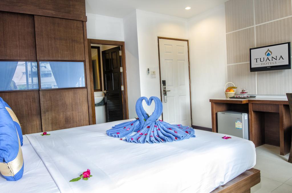 Blue Sky Patong Otel Dış mekan fotoğraf